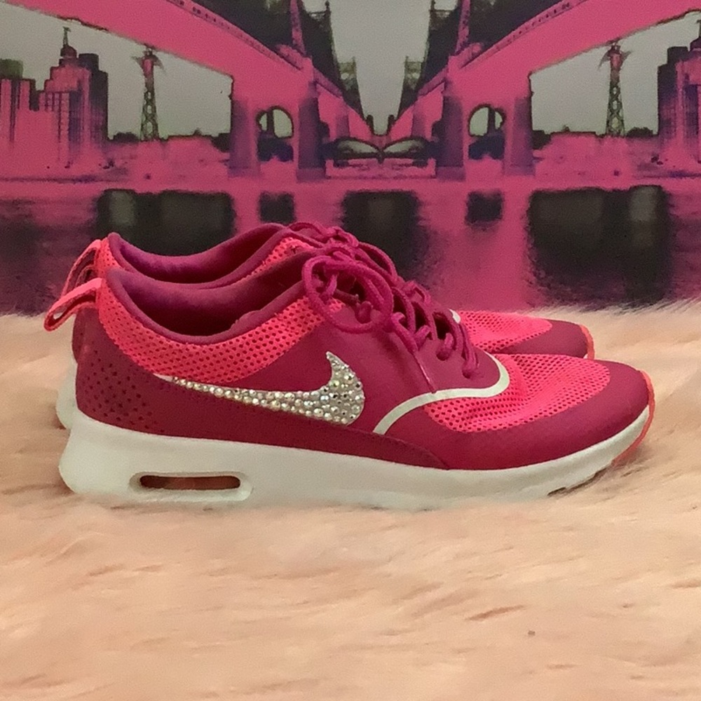 Nike Air Max Thea with Swarovski crystals. Sz 7.5 - Picture 4 of 16